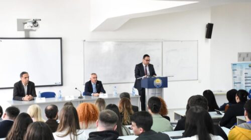 Në Universitetin e Tetovës u organizua punëtori për parandalimin e delikuencës