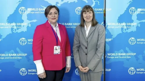 Dimitrieska-Koçoska takohet me përfaqësuesit e Bankës Botërore: Konfirmohet përkrahja për reformat dhe prioritetet zhvillimore të vendit