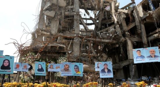Irani paralajmëron përgjigje më të fortë nëse përballet me sulme të reja