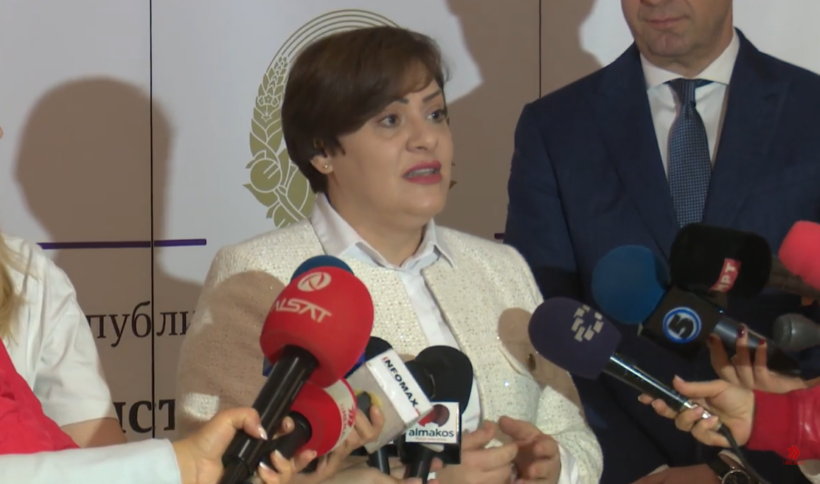 (VIDEO) Dimitrievska – Koçoska: Po fillojmë një qasje të re në menaxhimin e investimeve