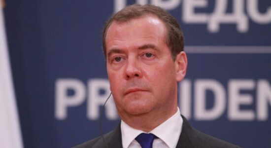 Medvedev propozon tarifa ndaj eksporteve drejt BE-së
