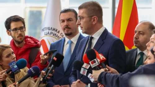 (VIDEO) Mickoski thotë se marrëveshja për kredinë hungareze duhet të zbatohet