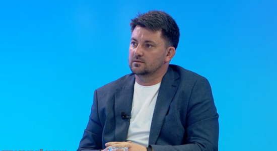 Elmazi: Në punë shkoj me veturë private, nuk kam shpenzuar asnjë denar nga buxheti i komunës