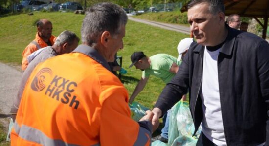 Hoxha në aksion ekologjik në Matkë: Natyra e pastër duhet të bëhet standardi ynë, e jo përjashtim