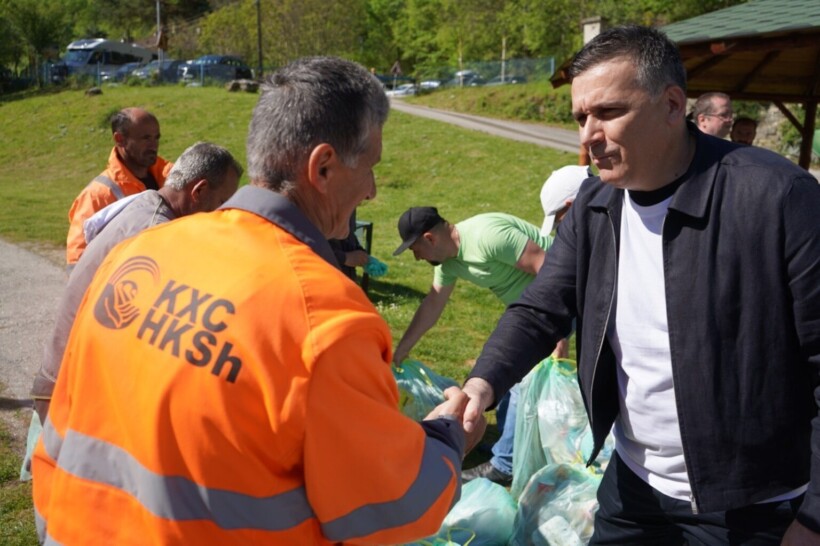 Hoxha në aksion ekologjik në Matkë: Natyra e pastër duhet të bëhet standardi ynë, e jo përjashtim