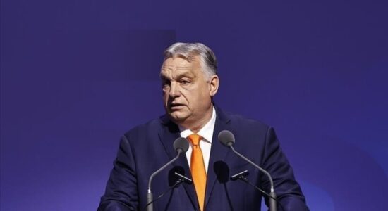 Orban bën thirrje për heqjen e sanksioneve ndaj Rusisë për shkak të krizës energjetike në Evropë