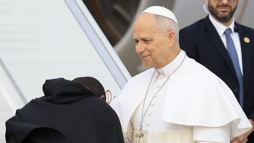 Papa Leoni dënon  fuqitë neokoloniale  për shkelje të së drejtës ndërkombëtare pas kritikave të Trumpit