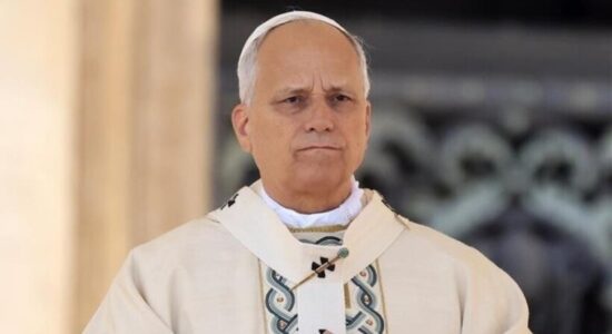 “E papranueshme të kërcënohet i gjithë populli iranian”: Papa Leoni reagon ndaj deklaratave të Trumpit