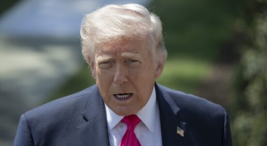 Trump sulmon kancelarin gjerman në lidhje me Iranin, thotë se “nuk e di çfarë flet”