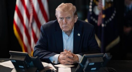 Presidenti Trump jep ultimatum 48-orësh ndaj Iranit për Ngushticën e Hormuzit