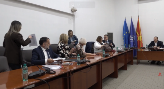 (VIDEO) Ligji për Qeveri Teknike, komisioni juridiko ligjvënës refuzoi amendamentet e opozitës