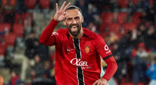 Vedat Muriqi drejt rikthimit te Fenerbahce pas gjashtë vitesh