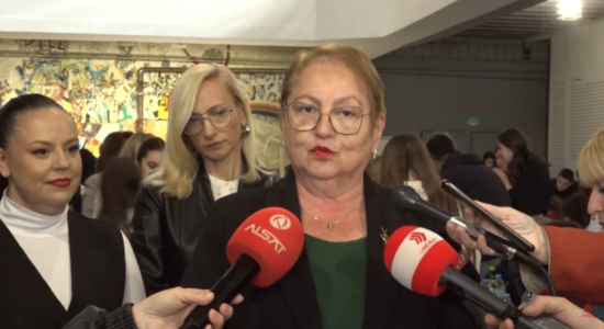 (VIDEO) Ligji për Arsimi të Lartë, Janevska: teksti dorëzohet nesër në seancë qeveritare