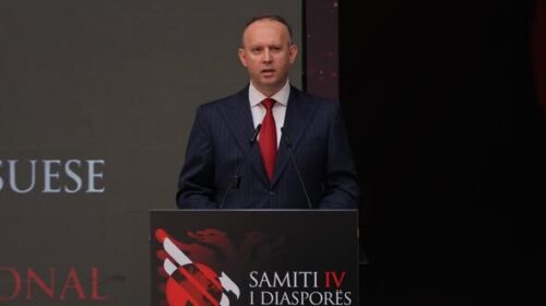 (VIDEO) Gashi: Shpërngulja te shqiptarët e RMV-së kombinim faktorësh ekonomik dhe politik