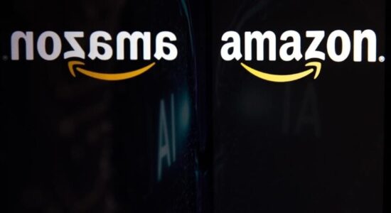 Amazon shton një tarifë prej 3,5 për qind për karburantin për shitësit