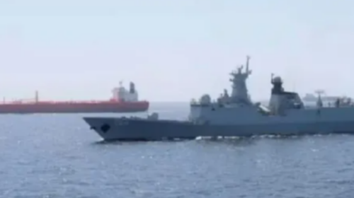 ​Irani thotë se ka sekuestruar dy anije mallrash në Ngushticën e Hormuzit