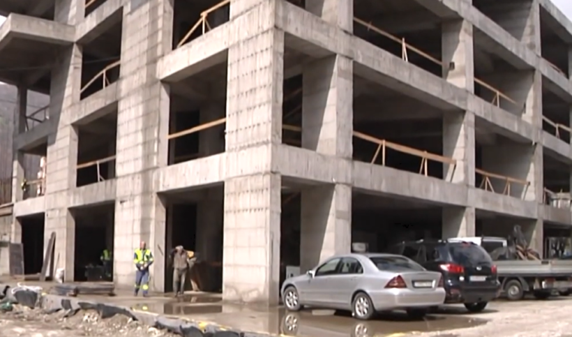  VIDEO  Teatri edhe Biblioteka e Tetovës edhe këtë vit nuk do të jetë gati