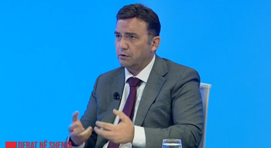 “Shqiptarët pa portier”, Osmani numëron tre arsyet se përse maqedonasit mendojnë se tani mund të rrëzojnë themelet e shtetit