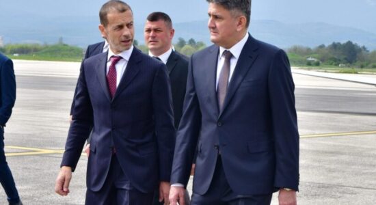 Kreu i UEFA-së, Çeferin në Shkup, takim me Mickoskin dhe Omeragiq