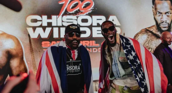 Chisora dhe Wilder gati për sfidën e madhe në ring, kërkojnë fitoren në duelin e tyre jubilar
