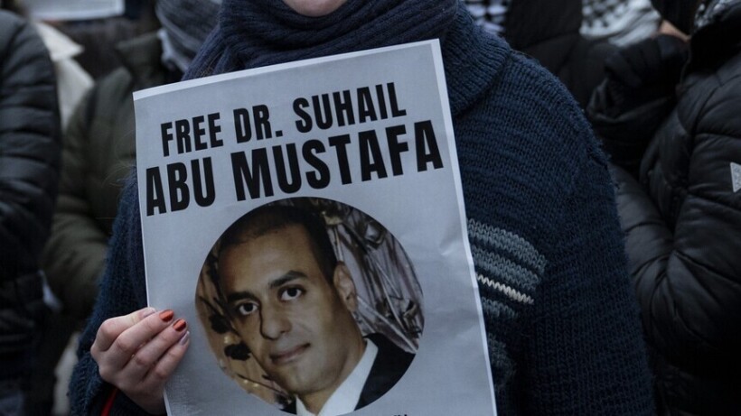 Gjykata izraelite zgjat paraburgimin e mjekut palestinez Abu Safiya “pa akuza”