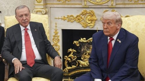 Erdogan bisedë telefonike me Trumpin, të shtënat në darkën e Shtëpisë së Bardhë i quan një “akt të urryer”