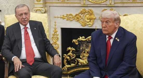 Erdogan bisedë telefonike me Trumpin, të shtënat në darkën e Shtëpisë së Bardhë i quan një “akt të urryer”