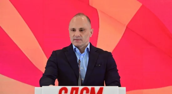 Filipçe: Autokratët po bien, pas Orbanit, radhën e kanë Vuçiq dhe Mickoski