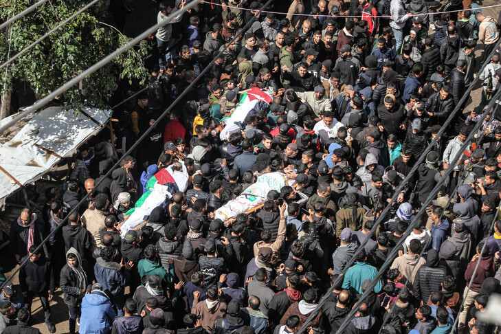 Sulmet izraelite në Gaza shkaktojnë 10 të vdekur dhe dhjetëra të tjerë të plagosur