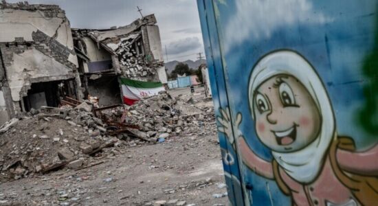 Irani: 7 shkolla iraniane u mbyllën në Emiratet e Bashkuara Arabe dhe Kuvajt gjatë luftës