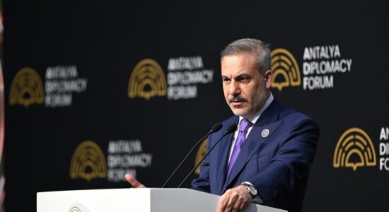 Kryediplomati turk Fidan: Turqia zgjeron rolin diplomatik, Antalya bëhet qendër tërheqëse për liderët botërorë