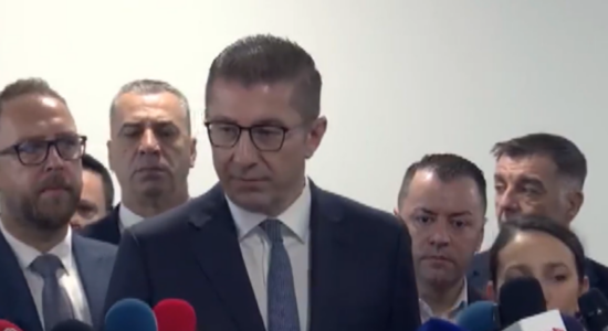 (VIDEO) Mickoski paralajmëroi trasë të re të korridorit 8 nëse UNESKO nuk jep dritë jeshile