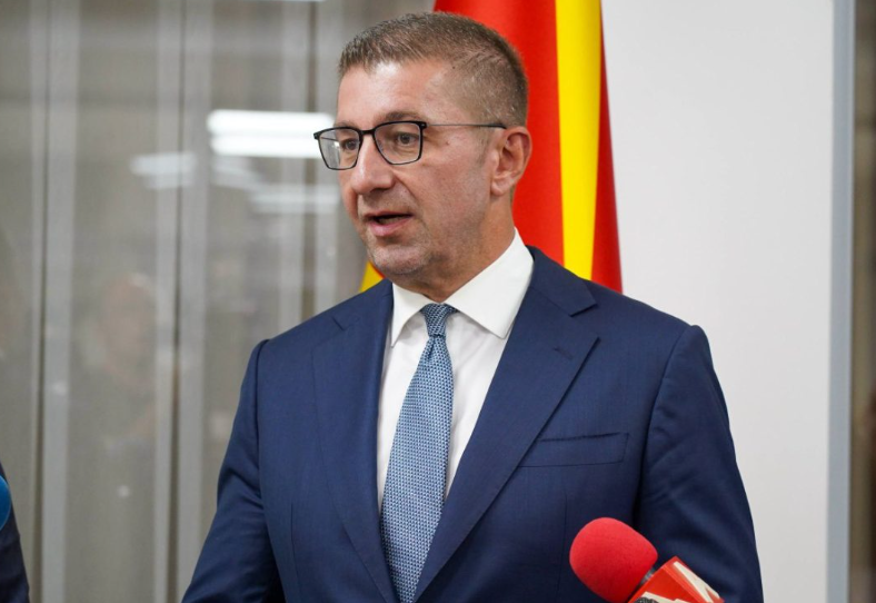 Mickoski: Nëse kthehet Gruevski, shkon në burg!