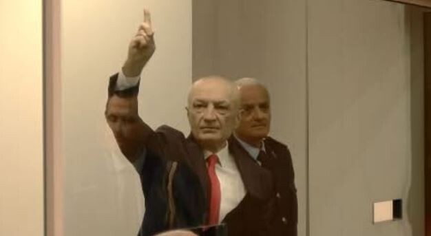 Shtyhet për në 11 maj gjyqi ndaj Metës dhe të pandehurve të tjerë, shkak kërkesa e nënës së Kryemadhit