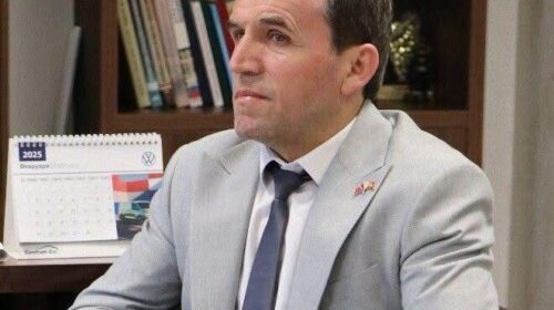 Shkarkohet kryetari i Këshillit të Komunës së Sarajit, Iljaz Veseli