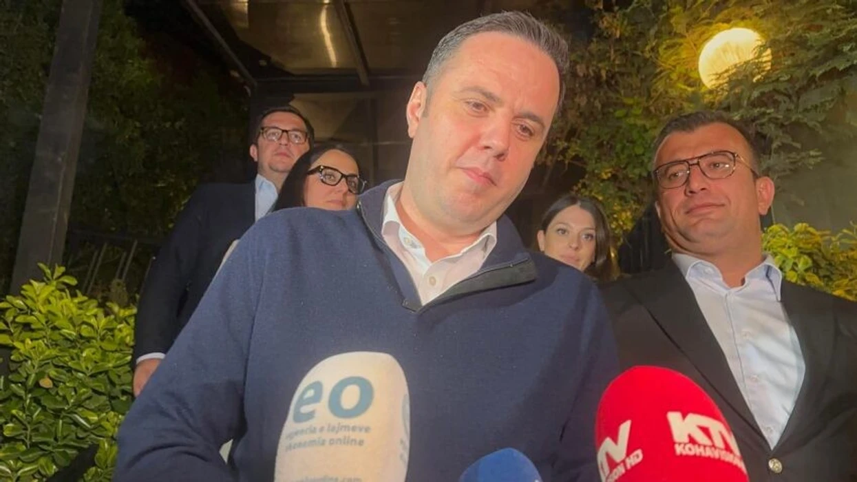 Abdixhiku pas takimit me Osmanin: Darkë miqësore, do të vijmë me lajme të mira