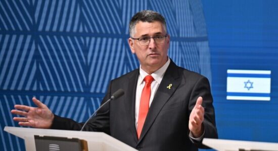 Kryediplomati izraelit pranon mosmarrëveshjet me Trumpin mbi Iranin