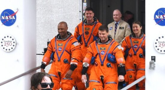 Misioni hënor Artemis II thyen rekordin për distancën më të largët nga Toka