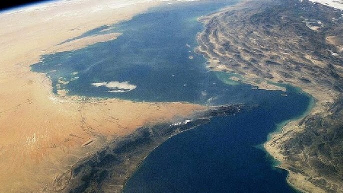 Kina sfidon bllokadën e SHBA-së, çisterna e naftës kalon Ngushticën e Hormuzit