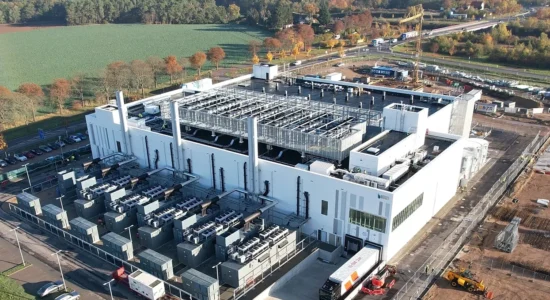 Cili vend në Evropë ka më shumë qendra të të dhënave që nxisin bumin e inteligjencës artificiale?