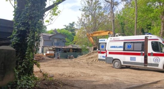 Gjatë gërmimeve janë zënë nën dhe tre punëtorë në Kisella Vodë të Shkupit