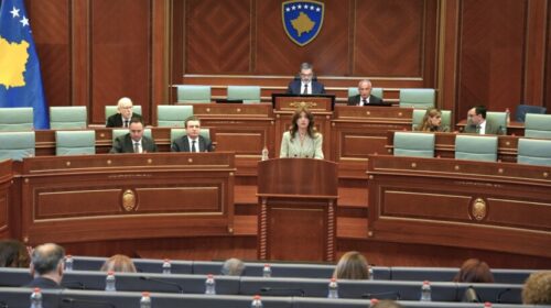 Shtyhet seanca, punimet vazhdojnë në 14:00