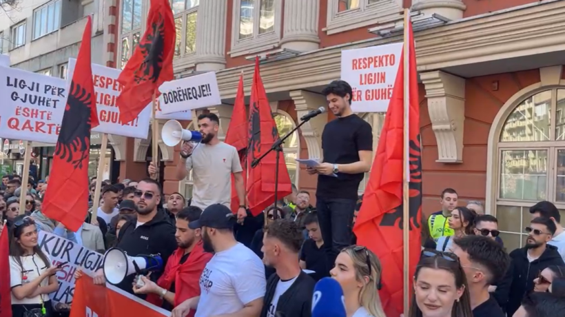 Mevlan Ademi: Nuk ka shtet të së drejtës pa barazi të gjuhës, jemi brezi që nuk hesht, nuk dorëzohet, brezi që mbron dhe flet shqip