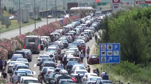 (VIDEO) 43,000 qytetarë të RMV-së u larguan jashtë vendit për Pashkët