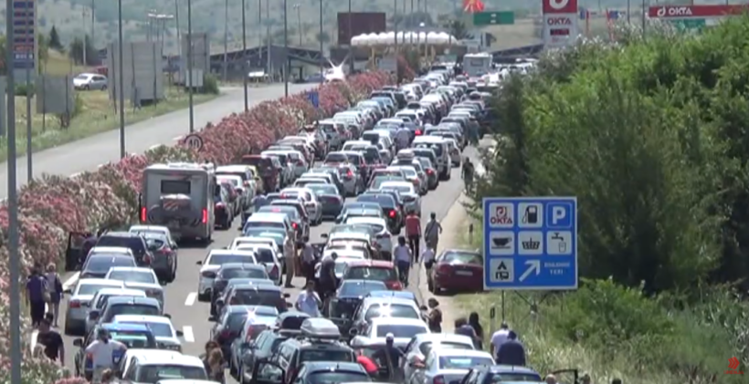  VIDEO  43 000 qytetarë të RMV së u larguan jashtë vendit për Pashkët