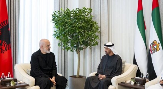 Kryeministri Rama takon në Abu Dhabi presidentin e Emirateve të Bashkuara Arabe