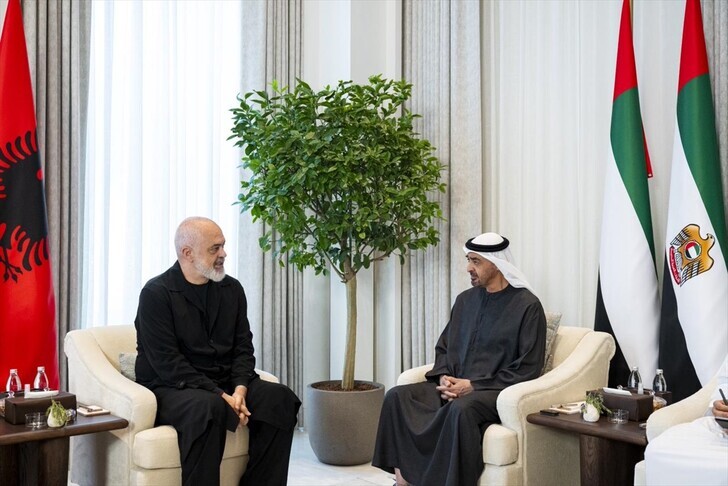 Kryeministri Rama takon në Abu Dhabi presidentin e Emirateve të Bashkuara Arabe