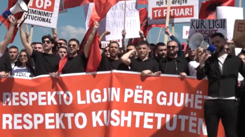 (VIDEO) Protesta e studentëve, ndërkombëtarët alarmohen në disa versione