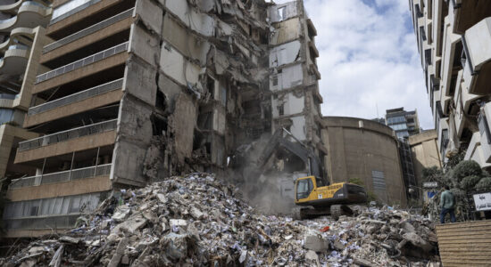 Sulmet izraelite vrasin 24 persona në Libanin jugor, goditën 52 zona në orët e fundit
