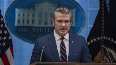 Sekretari amerikan i Mbrojtjes, Pete Hegseth